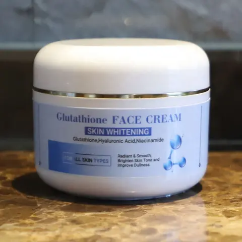 Body lotion Bleaching Cream Moisturizing body Cream 300ml gluta whitening Body Lotion for Beauty